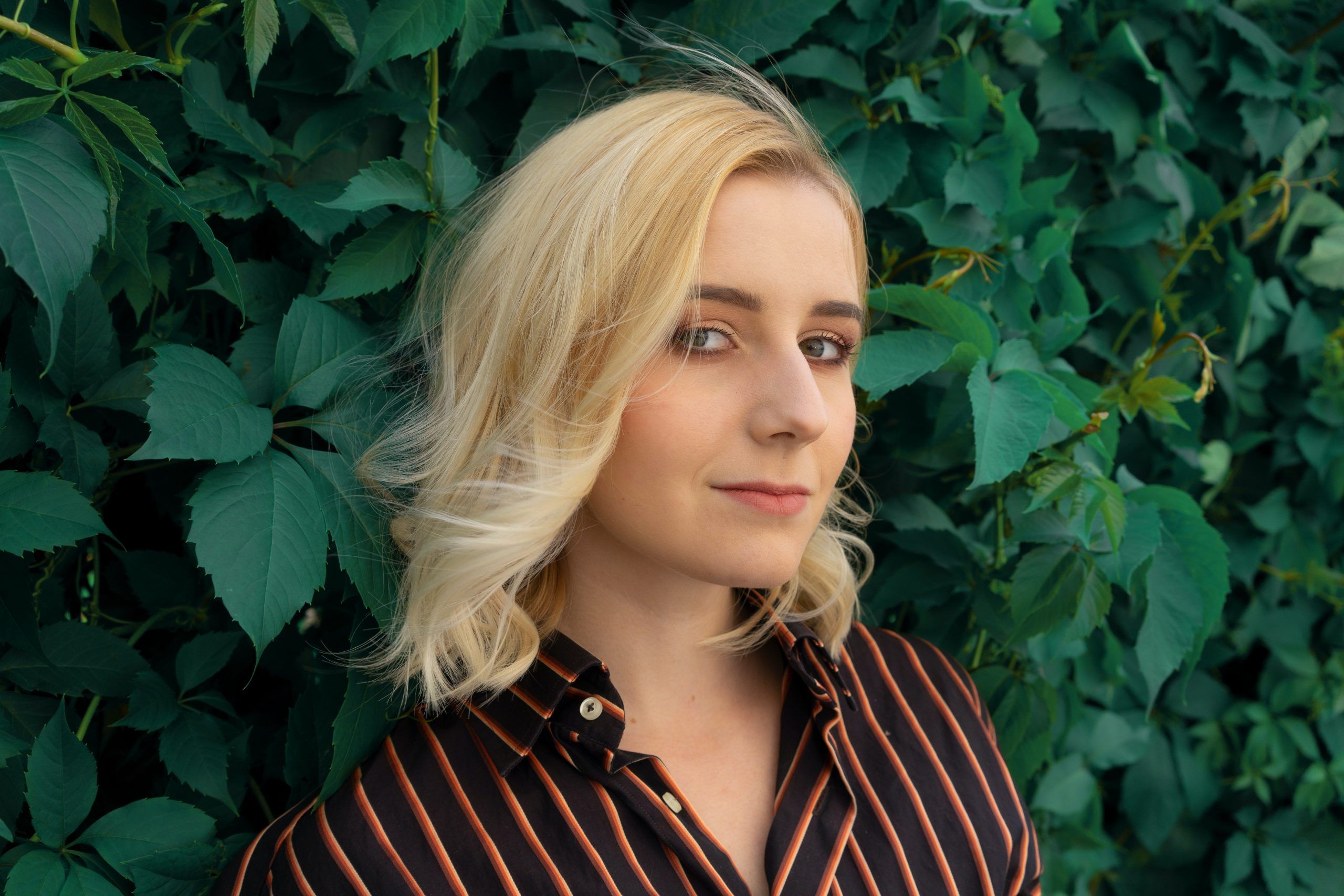 woman with blonde short hair